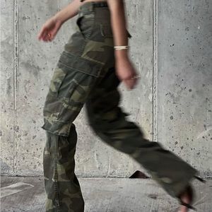 LOCAL EUROPEAN camo cargo